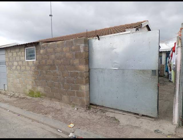 3 BEDROOM HOUSE FOR SALE IN LAVENDER HILL